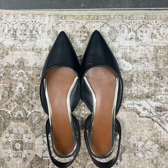 Zara basic women’s black flats size 7 - Picture 1 of 3